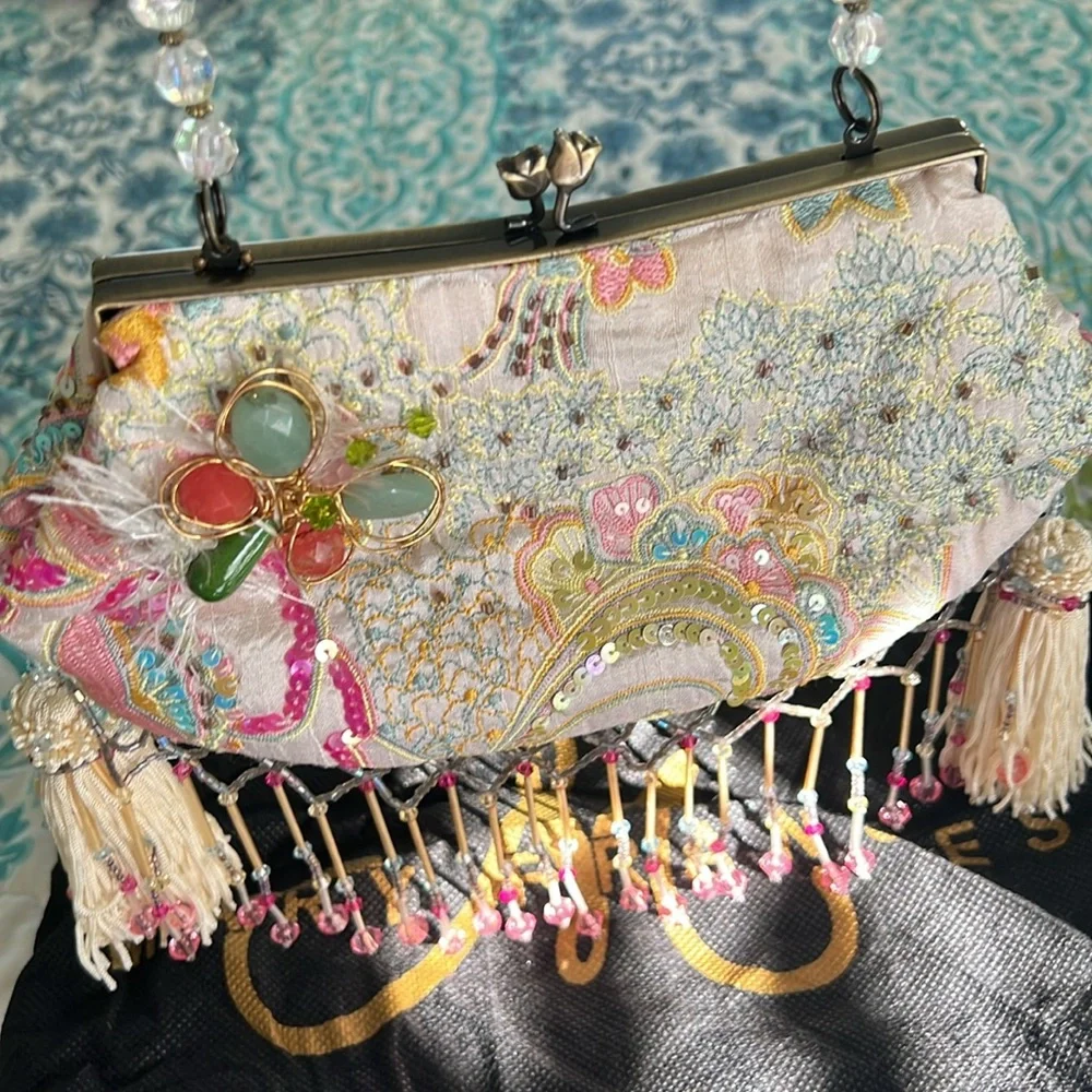 Vintage Mary Frances Designer Hand Stitched Purse. One of a kind. Never used. - Picture 10 of 11